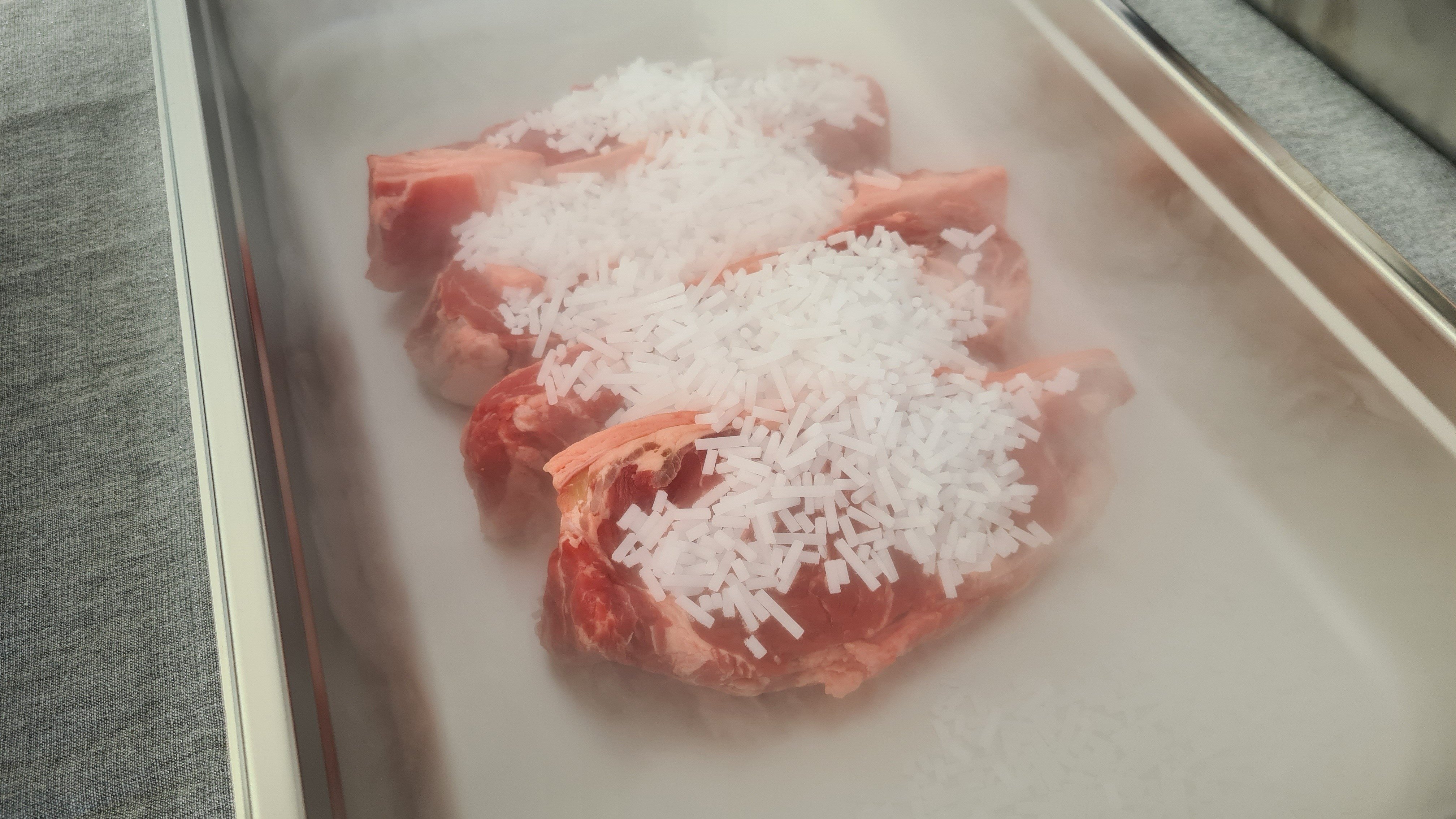 food processing with dry ice